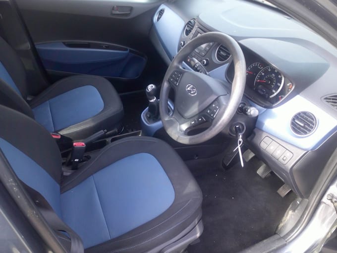 2025 Hyundai I10