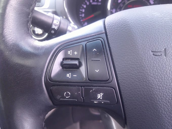 2025 Kia Rio