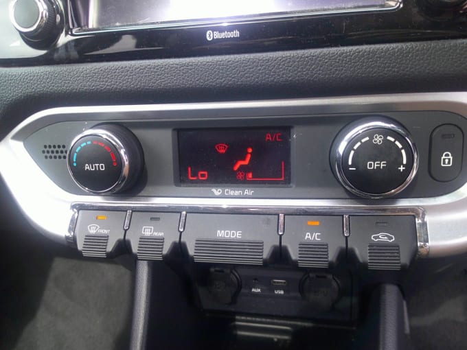 2025 Kia Rio