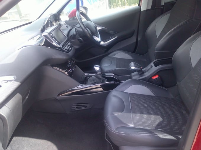 2025 Peugeot 2008