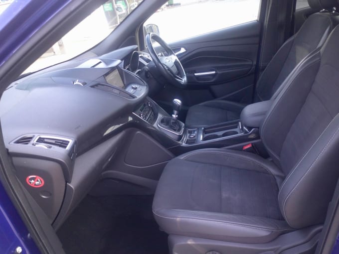 2025 Ford Kuga