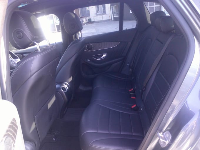 2025 Mercedes-benz Glc