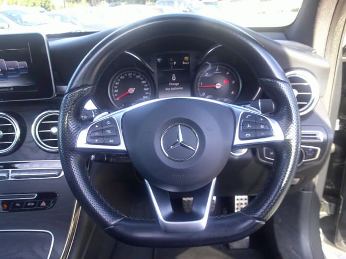 2025 Mercedes-benz Glc