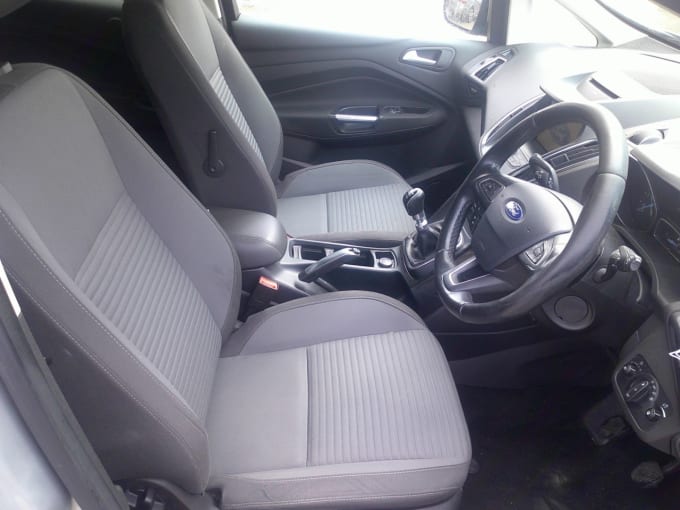2025 Ford Grand C-max