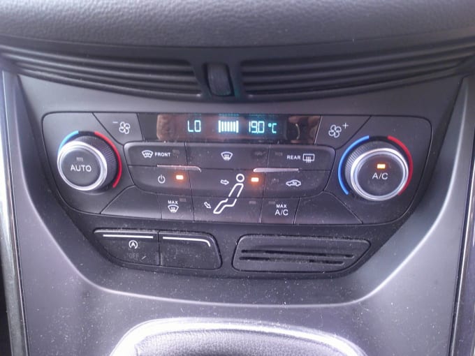 2025 Ford Grand C-max