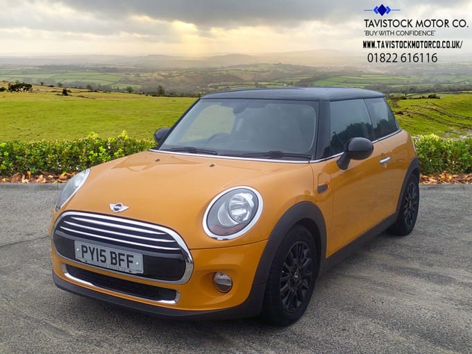 2025 Mini Hatch