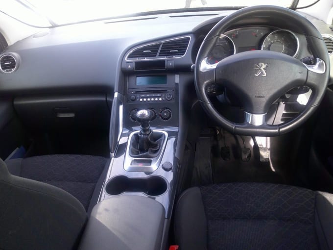 2025 Peugeot 3008