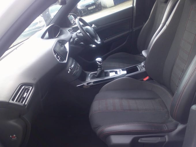 2025 Peugeot 308