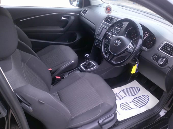 2017 Volkswagen Polo