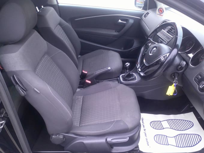 2017 Volkswagen Polo