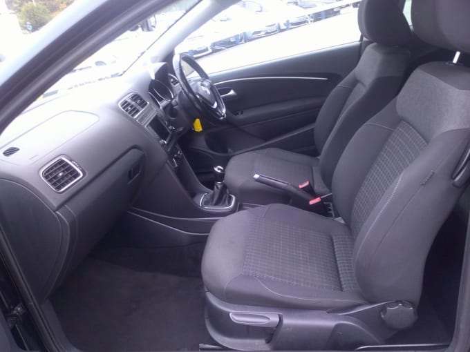 2017 Volkswagen Polo