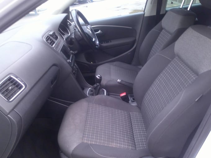 2016 Volkswagen Polo