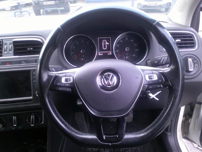 2016 Volkswagen Polo