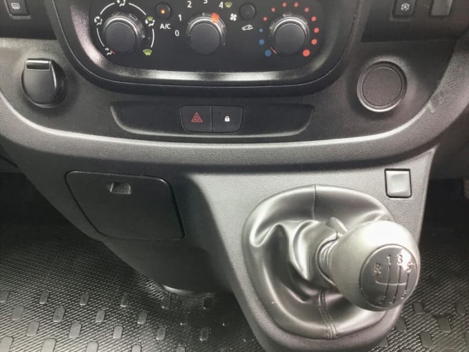 2015 Vauxhall Vivaro