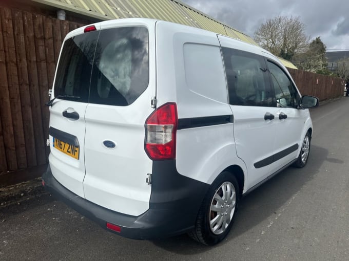 2017 Ford Transit Courier