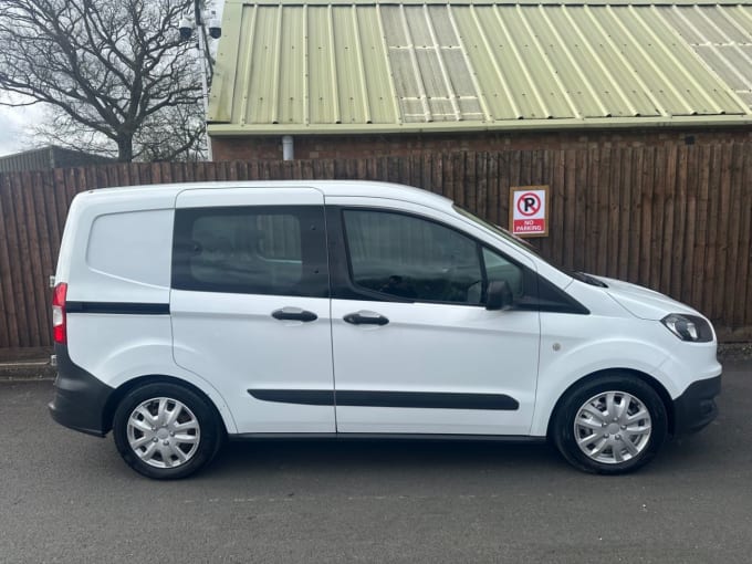 2017 Ford Transit Courier