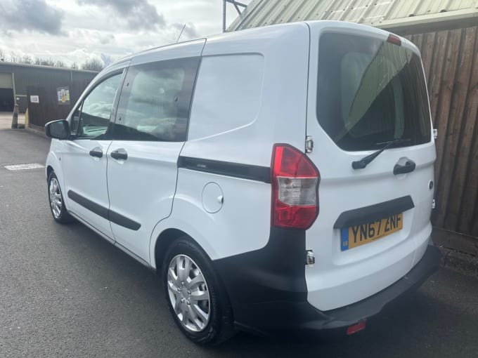 2017 Ford Transit Courier