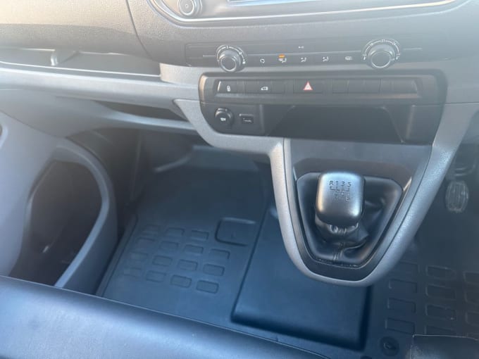 2019 Vauxhall Vivaro