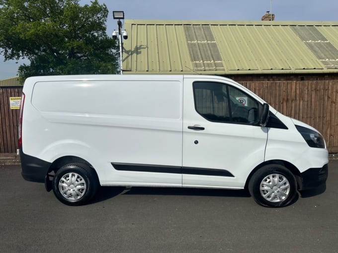 2024 Ford Transit Custom