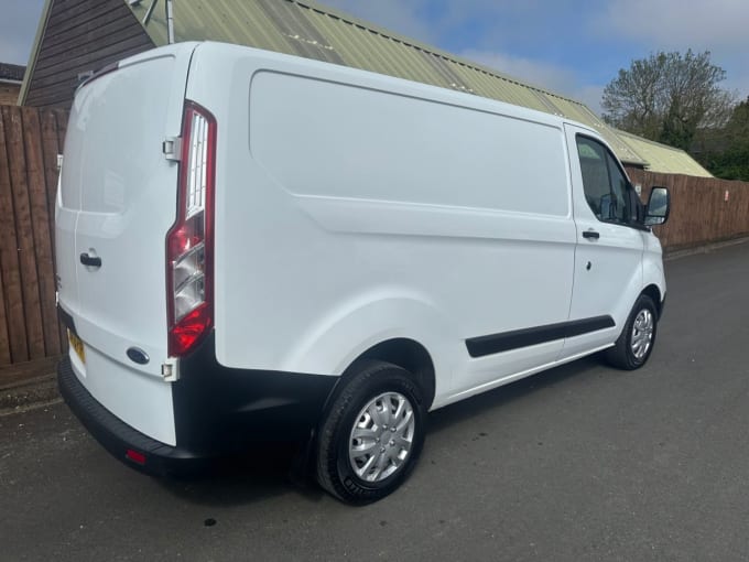 2025 Ford Transit Custom