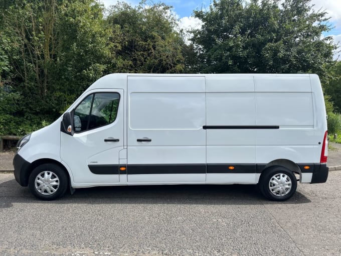 2025 Vauxhall Movano