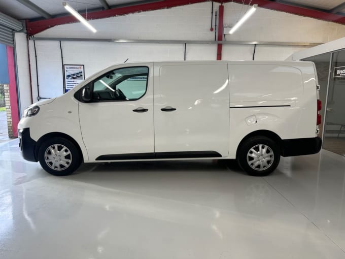 2025 Vauxhall Vivaro