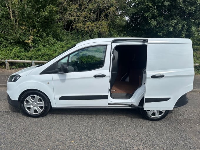 2024 Ford Transit Courier