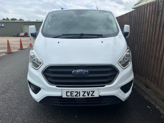 2025 Ford Transit Custom