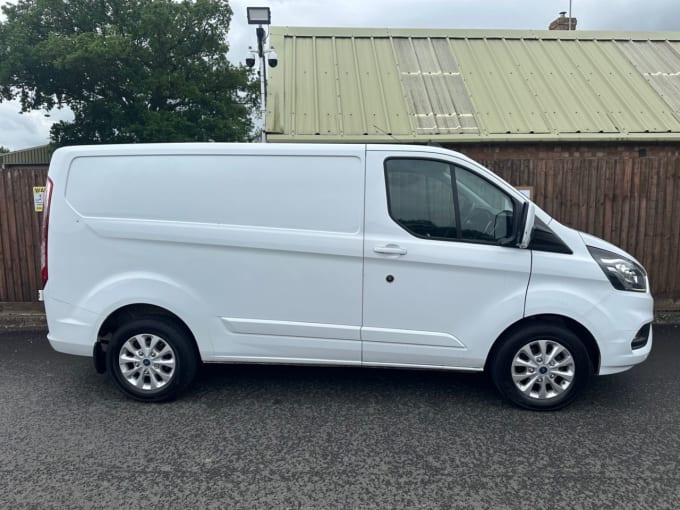 2025 Ford Transit Custom