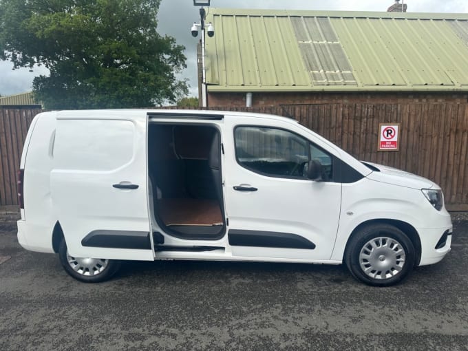 2024 Vauxhall Combo