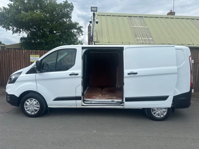 2025 Ford Transit Custom