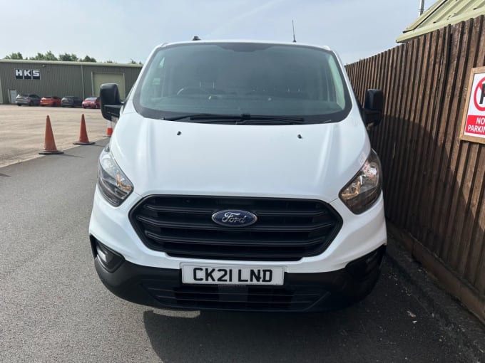 2025 Ford Transit Custom