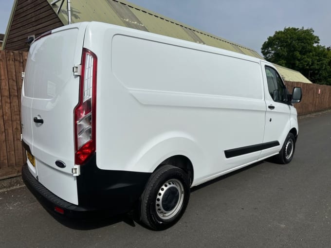 2024 Ford Transit Custom