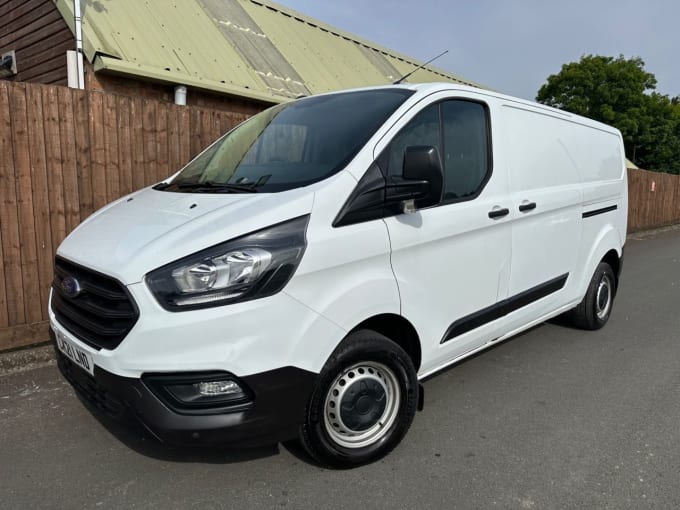 2024 Ford Transit Custom