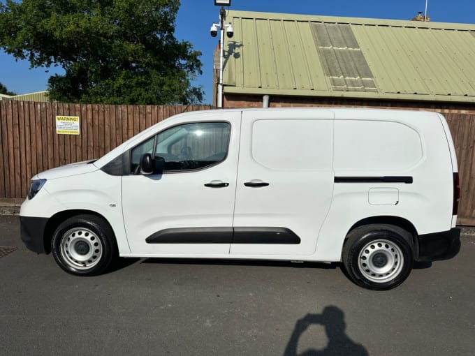 2024 Vauxhall Combo