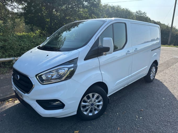 2024 Ford Transit Custom