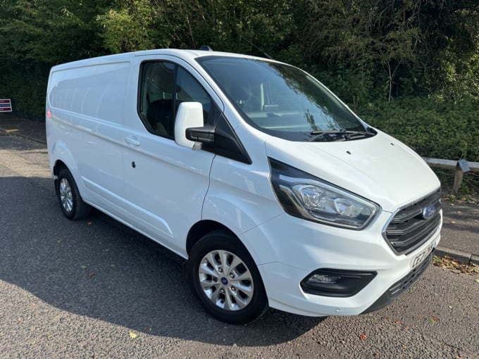 2024 Ford Transit Custom