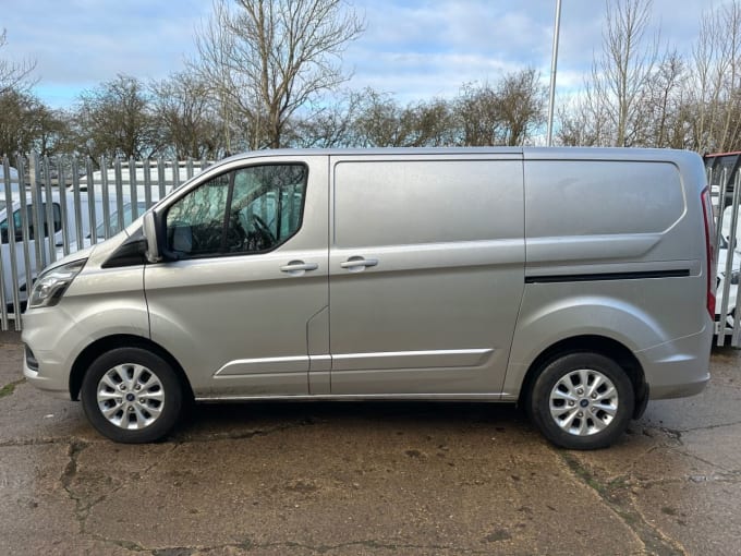 2025 Ford Transit Custom