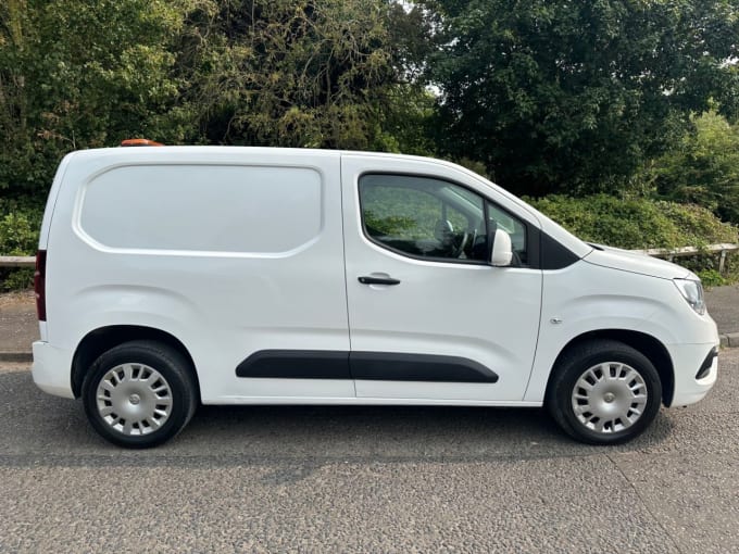 2024 Vauxhall Combo