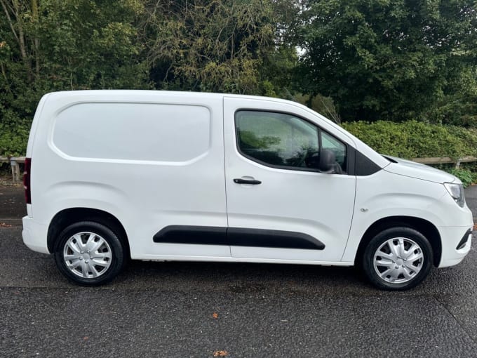 2024 Vauxhall Combo