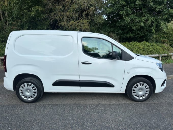 2024 Vauxhall Combo