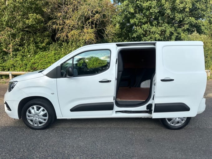 2024 Vauxhall Combo