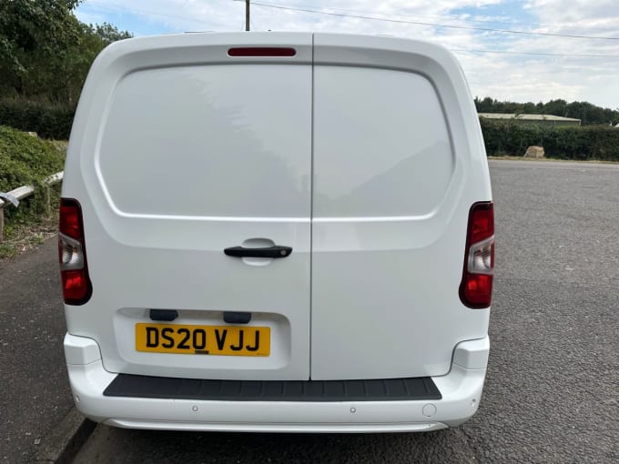 2024 Vauxhall Combo