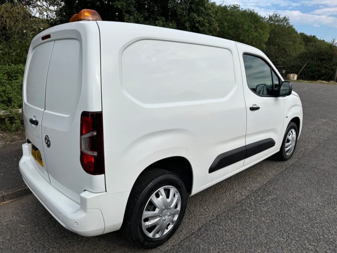 2024 Vauxhall Combo