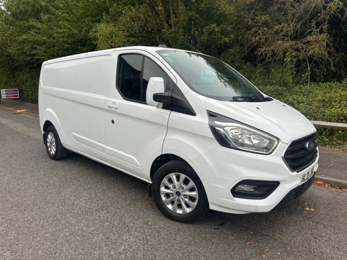 2024 Ford Transit Custom