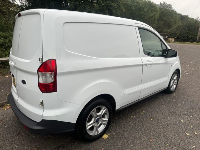 2024 Ford Transit Courier