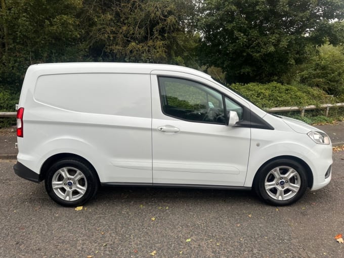 2024 Ford Transit Courier