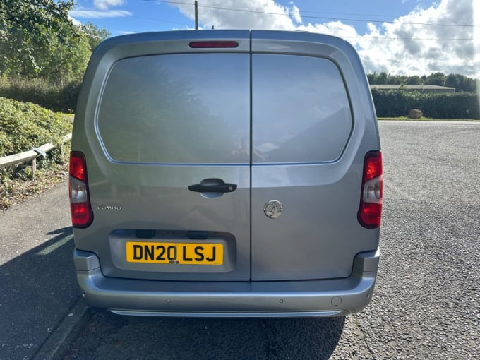 2024 Vauxhall Combo