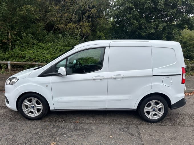 2024 Ford Transit Courier