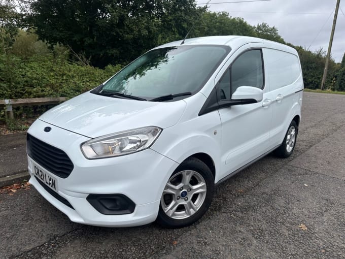 2024 Ford Transit Courier